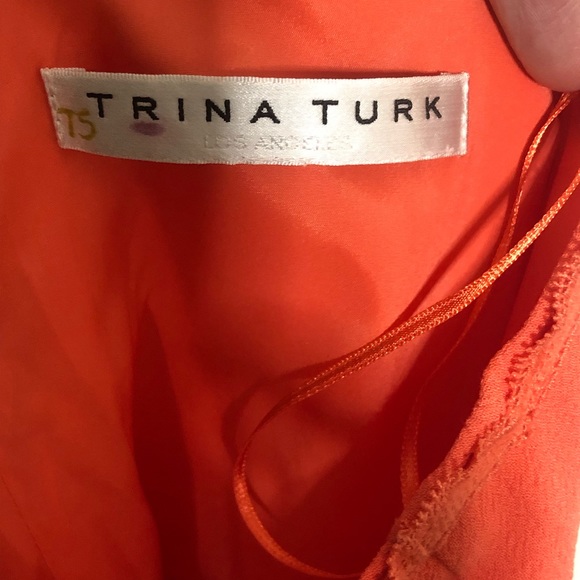 NWOT Trina Turk coral dress with Scalloped hem - Picture 5 of 7